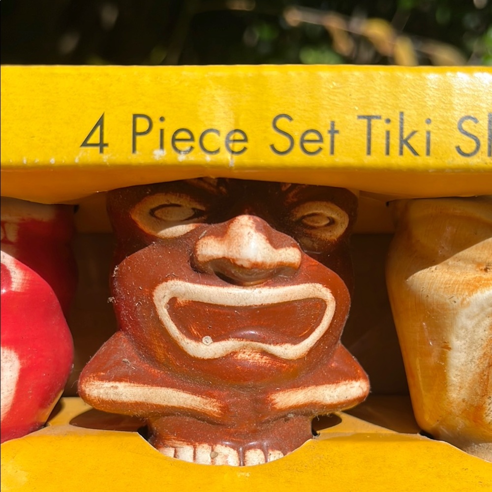 TIKI SHOTGLASS 4 PIECE SET CERAMIC NEW IN BOX - Picture 5 of 7